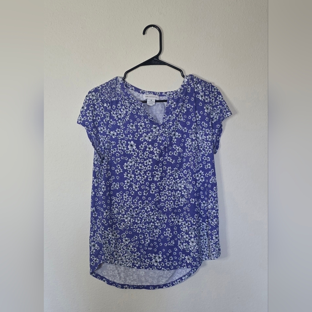 Liz Claiborne Blue Floral Short Sleeve Blouse M